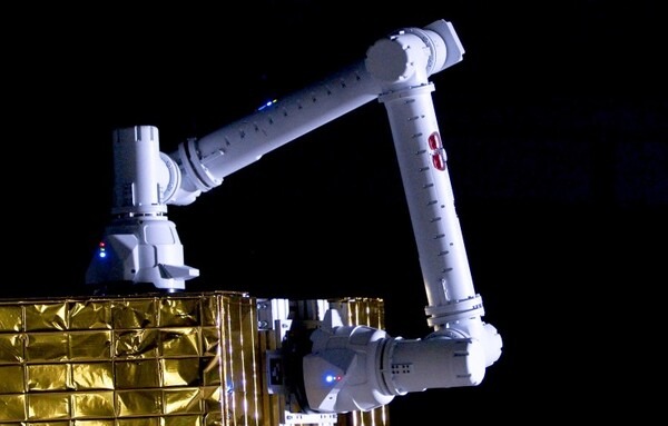 GITAI　宇宙ロボットの作業性能を大幅に拡張する”シャクトリ虫” 型ロボットアームを開発　タスク性能と移動性能を同時に実現可能