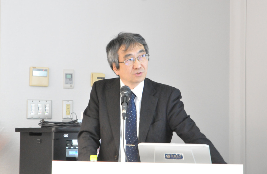 京都大学松野文俊教授
