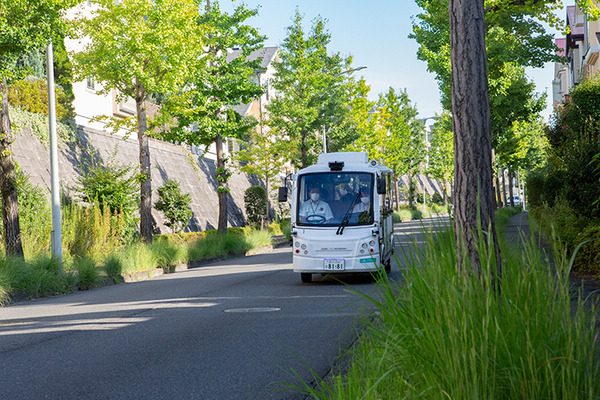 【動画】東急が自動運転バスを報道陣に初公開　公道での試乗会レポート　高齢化社会に向けたラストワンマイルの実証実験