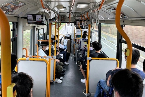 埼玉工業大学 ついに大型自動運転バスをスクールバスに導入 キャンパスと最寄り駅間1.6kmの公道を法定速度内で自動運転