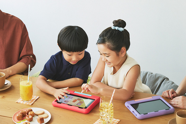 Amazonの新世代タブレット「Fire HD 8」「Fire HD 8 Plus」「Fire HD 8キッズモデル」3機種の特徴と新機能、価格まとめ