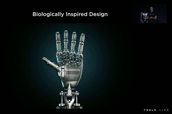 テスラが人型汎用AIロボット「オプティマス」試作機の稼働デモを初公開　イーロン・マスク氏が描くヒューマノイドの未来とは
