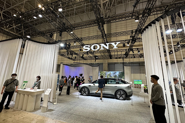 人工衛星を操作して宇宙から地球が見られる日がもうすぐやってくる！ソニーが「STAR SPHERE」体験ブースを展示　CEATEC2022