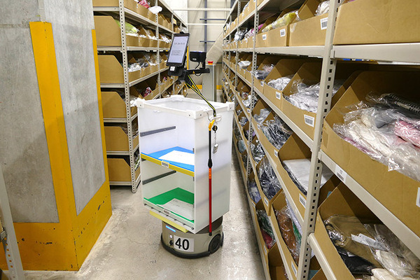 GROUNDとダイアモンドヘッド、アパレルECサイトの裏側で動く自律型協働ロボットの実稼働現場を公開