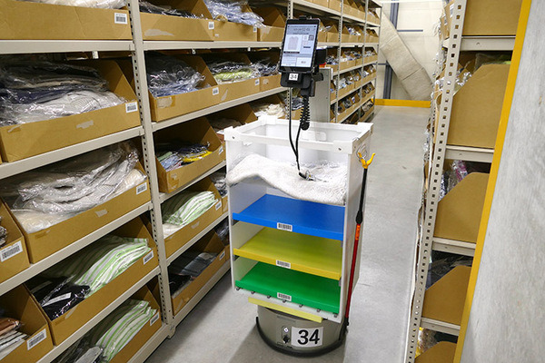 GROUNDとダイアモンドヘッド、アパレルECサイトの裏側で動く自律型協働ロボットの実稼働現場を公開