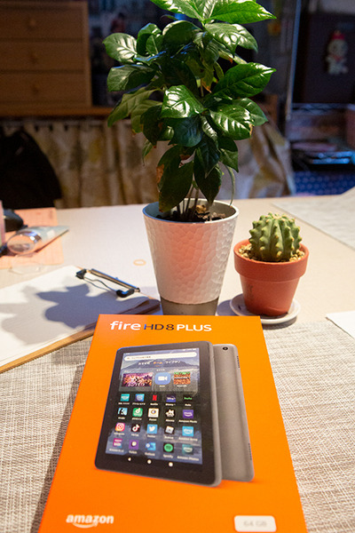 最大30％高速化した「Fire HD 8 Plus」実機レビュー　コスパ抜群の新世代タブレット、良いところ/注意点/音質比較/開封の儀