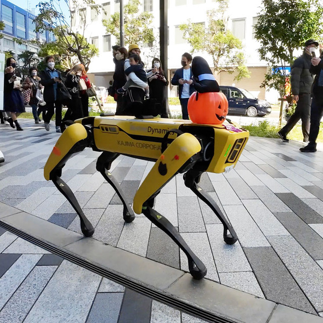 「ちょもろー」でロボットパレードを見てきたよ！パレードに登場したユニークなロボットたちまとめ