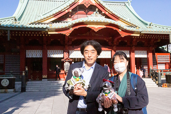 ソニー「アイボの七五三」を今年も神田明神で開催　約30体のaiboが揃って「二礼二拍手一礼」に挑戦！