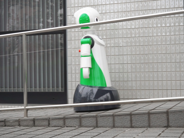 ヴイストン 研究開発用の等身大ロボット「Robovie-R4」を発売 メガローバーVer.3.0を採用 内蔵バッテリーから搭載機器に給電可能
