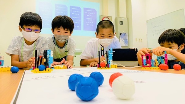 投てきロボットとプログラミングを使った「ロボッチャ」体験イベント メ～テレ本社で開催 小中学生の参加者を募集