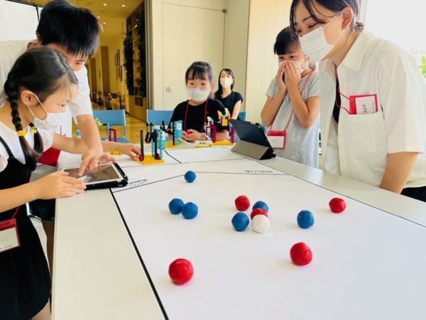 投てきロボットとプログラミングを使った「ロボッチャ」体験イベント メ～テレ本社で開催 小中学生の参加者を募集