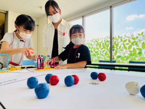 投てきロボットとプログラミングを使った「ロボッチャ」体験イベント メ～テレ本社で開催 小中学生の参加者を募集