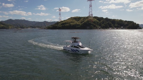 自律航行EV船による一般旅客向け水上タクシーが営業開始　自律航行システム「エイトノット AI CAPTAIN」を搭載　広島市で