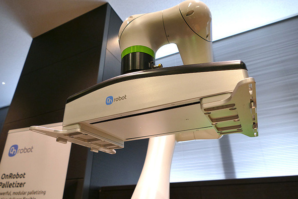 ロボットハンドからソリューションプロバイダへ　OnRobot、ロボットアプリを簡単に構築できる「D:PLOY」を発表