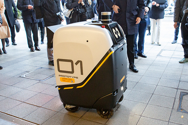 オンライン遠隔診療と5G自動運転ロボットで医薬品の自動配送/回収サービスの実証実験　武田薬品工業や川崎重工などが協力