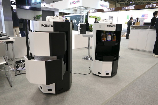 ロボティズ、カメラ付きアームでボタンを押せる配送ロボット「GAEMI（ケミ）」を2023年夏から日本国内展開
