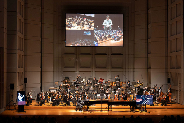 NTTが「未来の音楽会II」を開催　東京-大阪-神奈川-千葉の4拠点、約400kmを越えて低遅延技術で繋いだ世界初のコンサートに成功