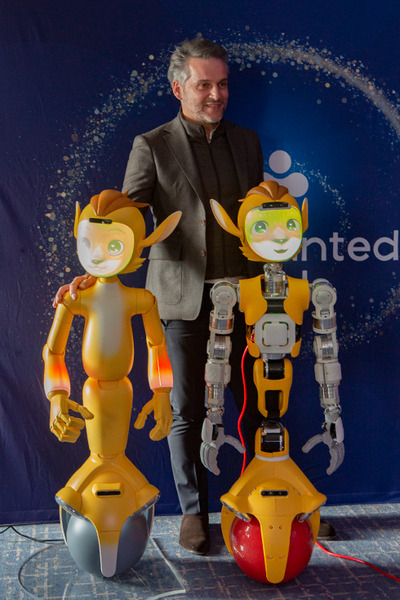 身長123cmのキャラクター・ロボット「Miroki」(ミロキ) 日本でついに初公開　ユニークな特長とポイントを解説　販売目標台数は・・・