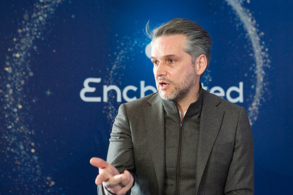 身長123cmのキャラクター・ロボット「Miroki」(ミロキ) 日本でついに初公開　ユニークな特長とポイントを解説　販売目標台数は・・・