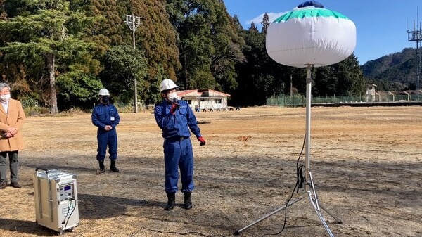 約50kgの荷物を運ぶ産業用ドローン「空飛ぶ軽トラ」実現へ！プロドローンが新製品「PD-Bear10」プロトタイプで救援物資を輸送