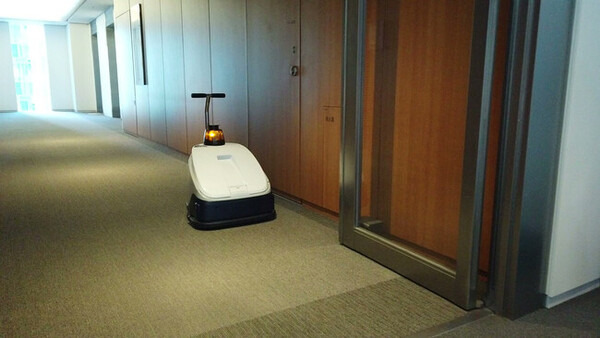 ロボットが人と協働しやすい環境とは? 成果と課題の発表会を開催「ロボットフレンドリー施設推進機構」(RFA) 経産省や三菱地所など登壇