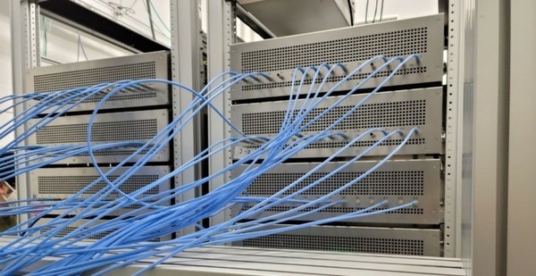 量子コンピュータが使える「量子計算クラウドサービス」を理研が無償提供開始　国産超伝導量子コンピュータ初号機を公開　大阪大学や富士通、NTTなどと協力
