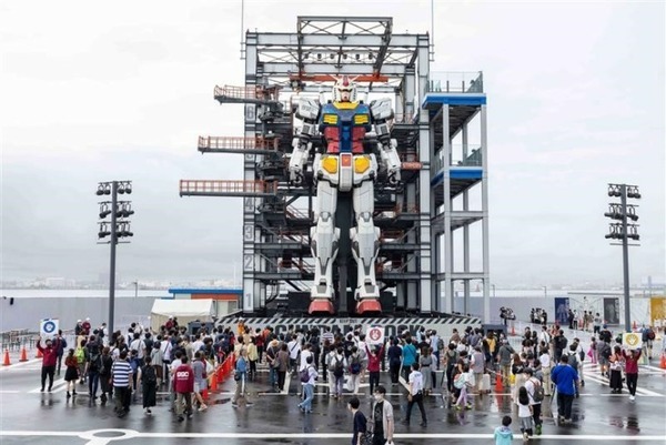 「動く実物大ガンダム」とじゃんけん対決！GWは『閃光のハサウェイ』演出を再演 『水星の魔女』キッチンカーも期間限定でGFYに登場