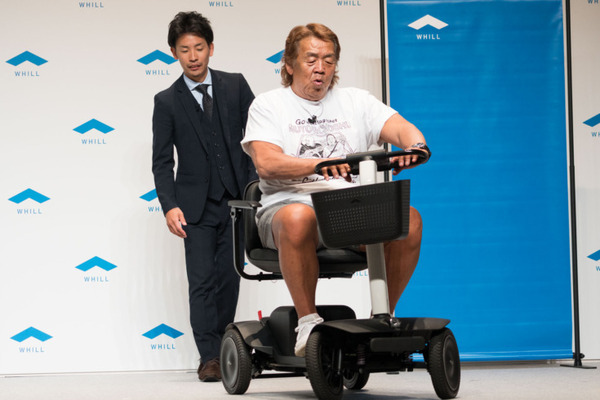 「WHILLアライアンス」加入する全国自動車ディーラー100社に！長州力さんと武藤敬司さんがPRイベントに登場