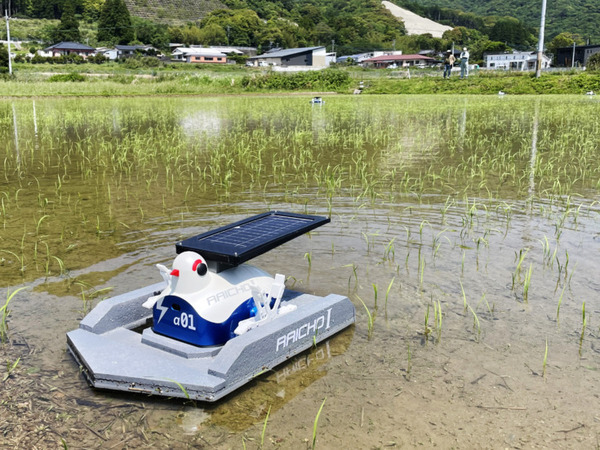 スマート農業の先鋒　テムザックが群れで働くロボット『雷鳥1号』開発　雑草抑制＆遠隔監視、ドローンなど「WORKROID農業」推進