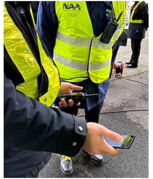 NTT東日本と成田国際空港　ローカル5Gと空港通信「TETRA」の相互通信に成功　日本の空港初、5Gスマホと空港用端末を接続する意義