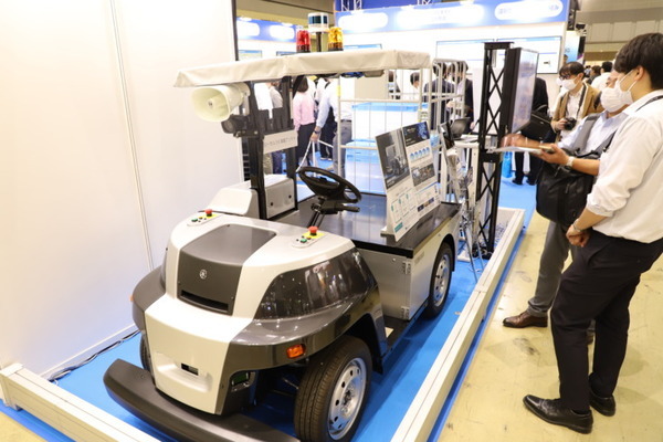 【国内初】NTT東日本「製造・物流現場」向けにローカル5Gの実証デモ　ロボットやAI検品機器などと接続して一元管理「ワイヤレスジャパン 2023」