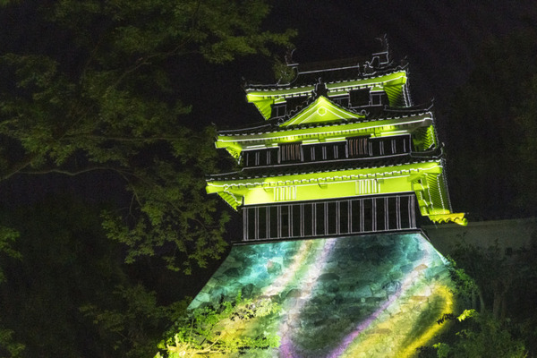 西尾城で豪華絢爛な皐月絵巻のプロジェクションマッピング、観客を魅了　公式動画を公開　今夏に「岡崎城下家康公夏まつり」でも