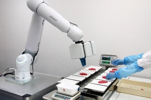 デンソーウェーブが「FOOMA JAPAN 2023」に出展　人協働ロボットCOBOTTA PROを活用した各種ソリューションを展示
