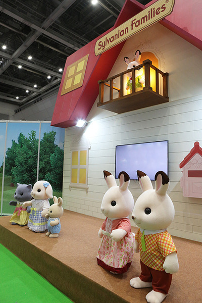 国内最大規模の玩具の展示会「東京おもちゃショー2023」開幕　人気のキャラやおもちゃが勢揃い、見どころ