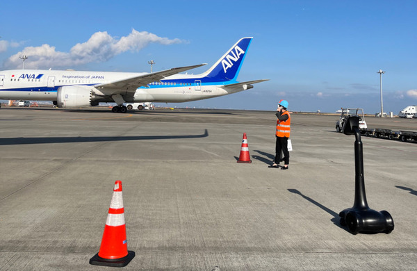 avatarinが遠隔存在伝送技術「avatar core」(アバターコア)の屋外検証を開始　ホンダ共同開発の屋外アバターロボットで技術検証に成功