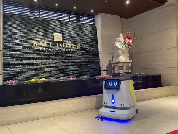DFA RoboticsがPUDUの自動清掃ロボット「CC1」をホテルバリタワー大阪天王寺に国内初導入　清掃時間6割削減を確認