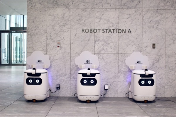 東京ミッドタウン八重洲で人の代わりに配送ロボットがデリバリーサービス　出前館/三井不動産/TIS/アスラテックが共同で