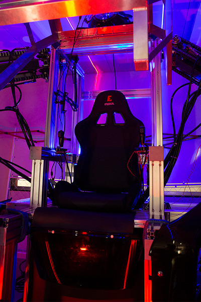 身長3mの巨大ロボット『EXA』に搭乗・操縦体験レポート『ROBOT BASE』が目指す壮大な夢とビジョンを聞く