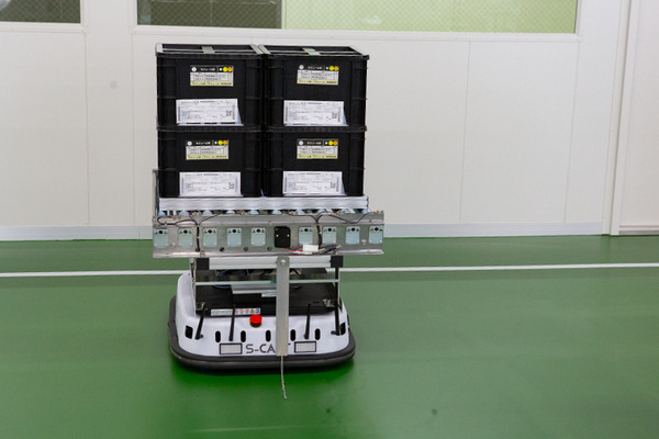 NEC 掛川の最新スマート工場を公開！自動搬送ロボットAGV・AMR/量子アニーリング/ローカル5G/顔認証/エコ導入