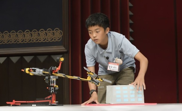 子どもたちが競い合うロボット全国大会を開催　MVPはドローンとロボットを融合したアイデアロボットが受賞　ヒューマンアカデミー