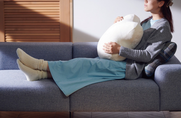 新たな癒やしの休憩体験「呼吸するクッション fufuly」東大が研究、JT/博報堂/ユカイ工学が共同開発、10月にクラウドファンディング