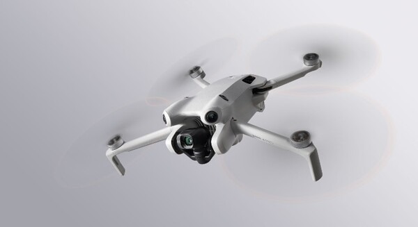 DJI、オールインワン型空撮ミニカメラドローン「Mini 4 Pro」を発表！全方向障害物検知で安定飛行、映像関連機能などを強化