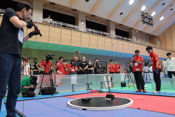 「全日本ロボット相撲大会2023 九州予選会」開催　ロボット力士たちが12月の決勝大会 国技館出場に進む　富士ソフト
