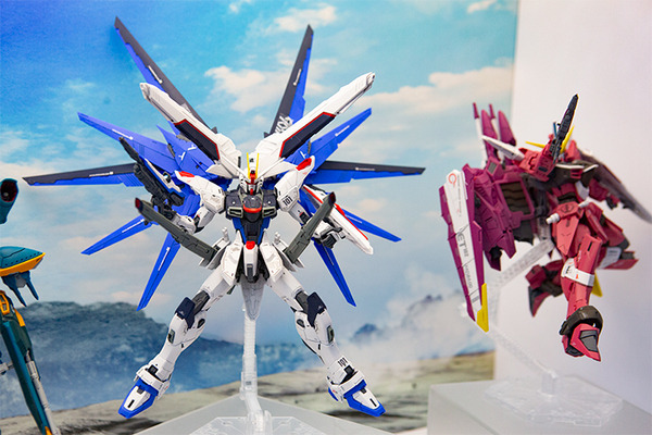 【速報】機動戦士ガンダム「GUNDAM NEXT FUTURE -EAST-」東京開幕！巨大シアターでメタバース体験、ガンプラバトルVRなど見どころや来場者特典を紹介