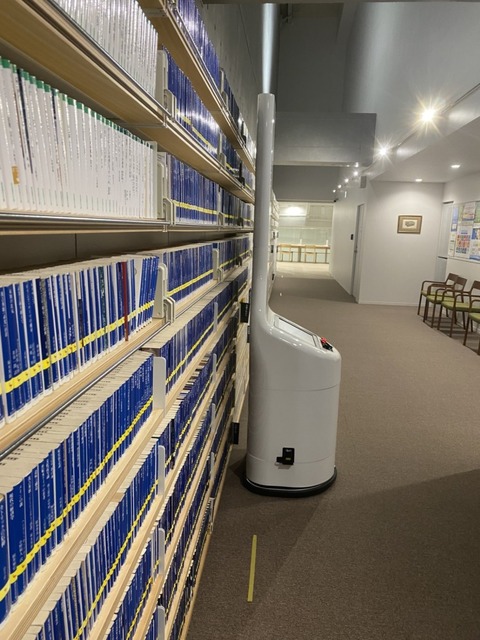 大日本印刷がロボットとRFIDタグを活用した図書館向け蔵書点検サービスを開始　蔵書点検作業の時間を8割以上削減