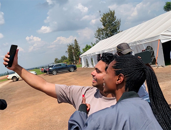 【世界初】空飛ぶ5G基地局　ソフトバンクが成層圏からの5G通信試験に成功　ルワンダ政府と協力