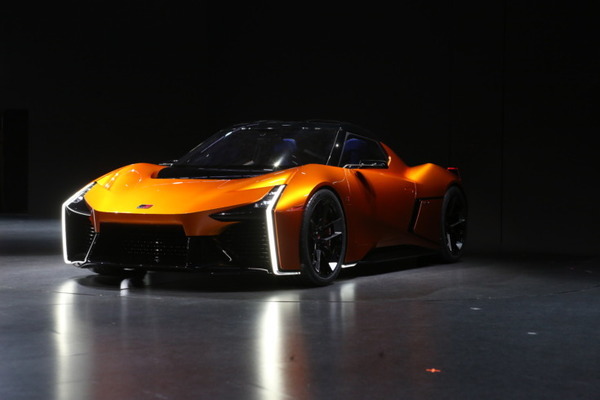 「ジャパンモビリティショー2023」見どころレポート(1) スバルが空飛ぶクルマ(コンセプト)を展示　自動車メーカー編