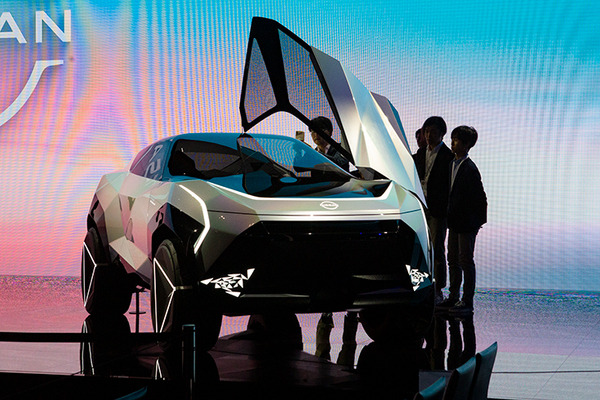 「ジャパンモビリティショー2023」見どころレポート(1) スバルが空飛ぶクルマ(コンセプト)を展示　自動車メーカー編