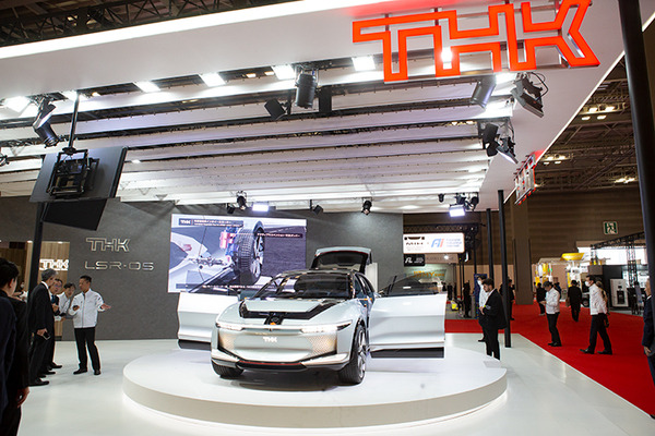 「ジャパンモビリティショー2023」見どころレポート(1) スバルが空飛ぶクルマ(コンセプト)を展示　自動車メーカー編