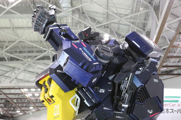 「ジャパンモビリティショー2023」見どころレポート(2) 未来のモビリティに出会い、バーチャル試乗体験も　モビリティ・ロボット編